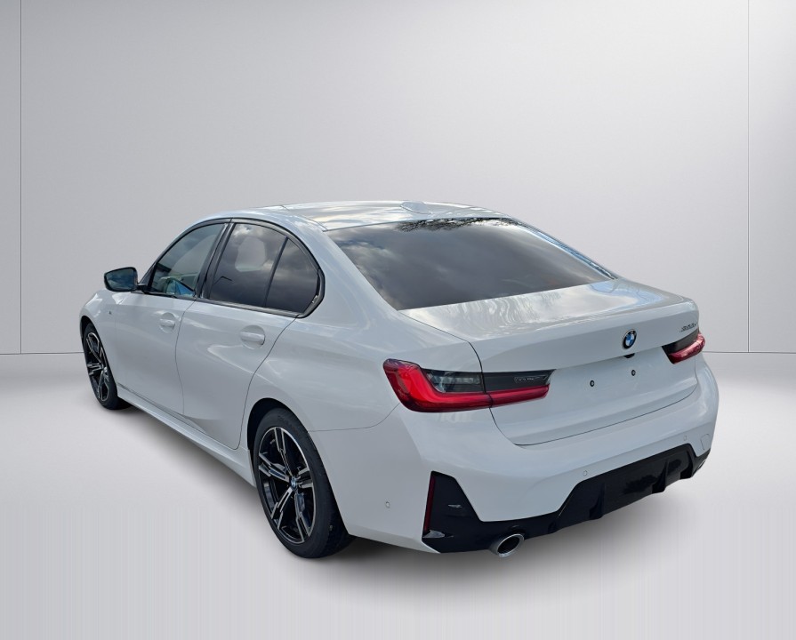 BMW Seria 3 320d (5)