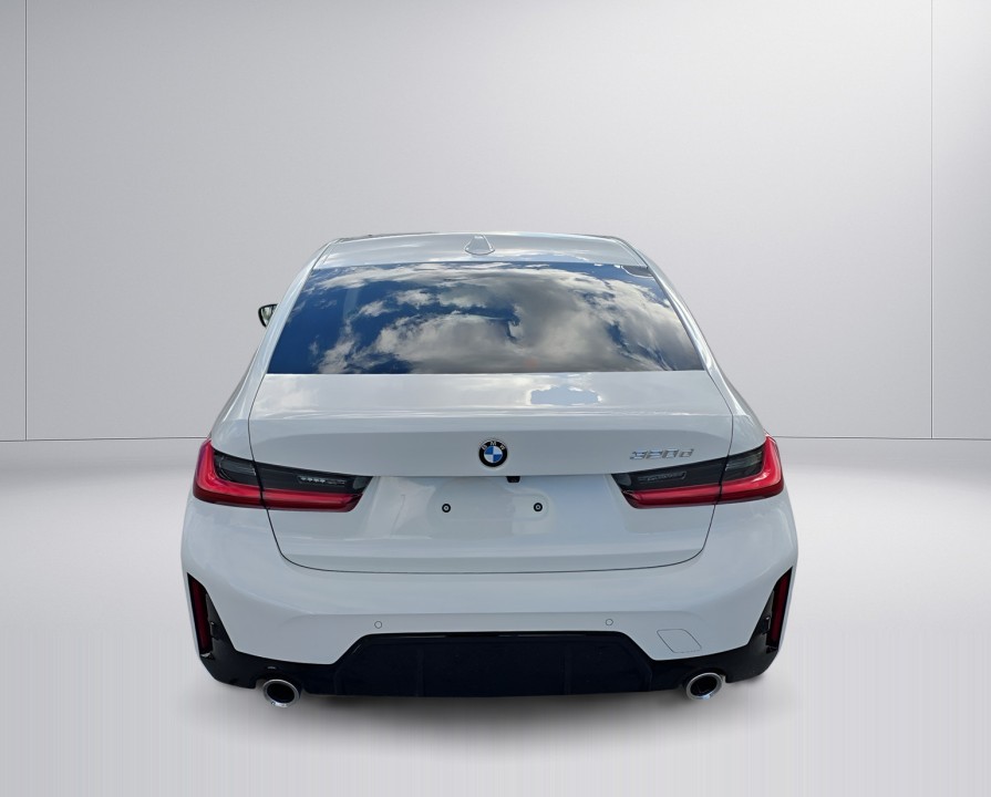 BMW Seria 3 320d (4)