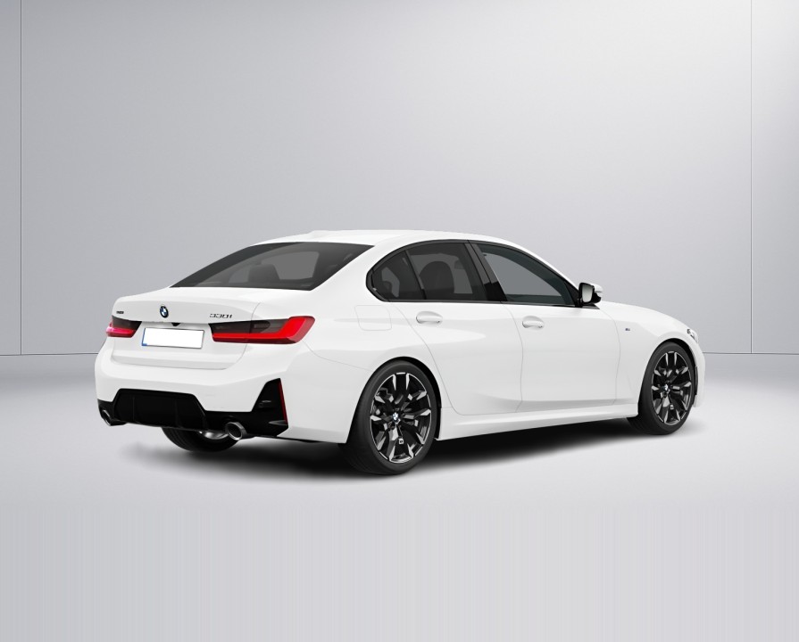 BMW Seria 3 330i xDrive (4)