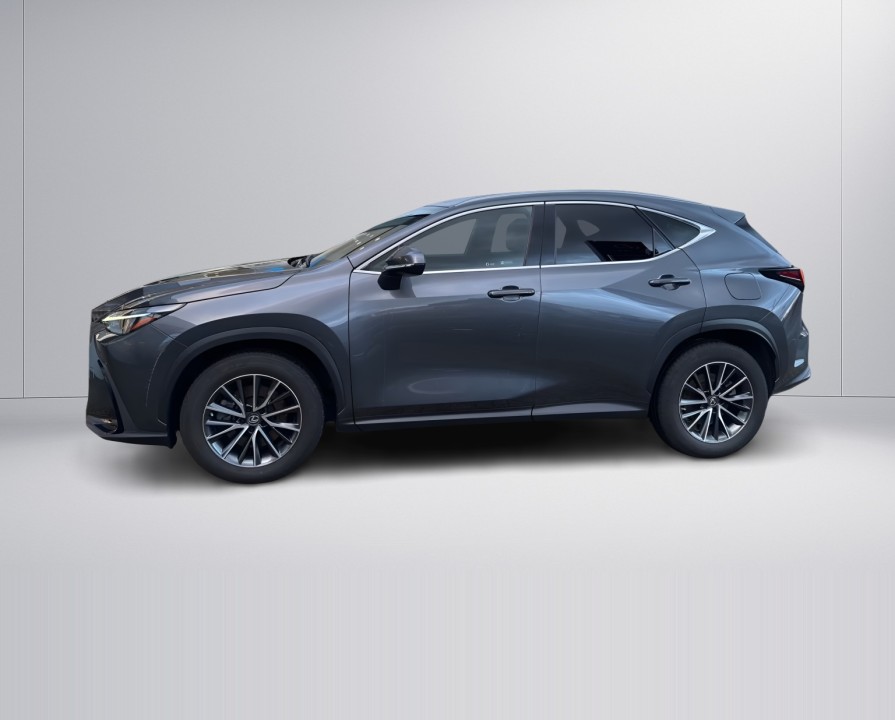 Lexus Seria NX 450h+ - foto 6