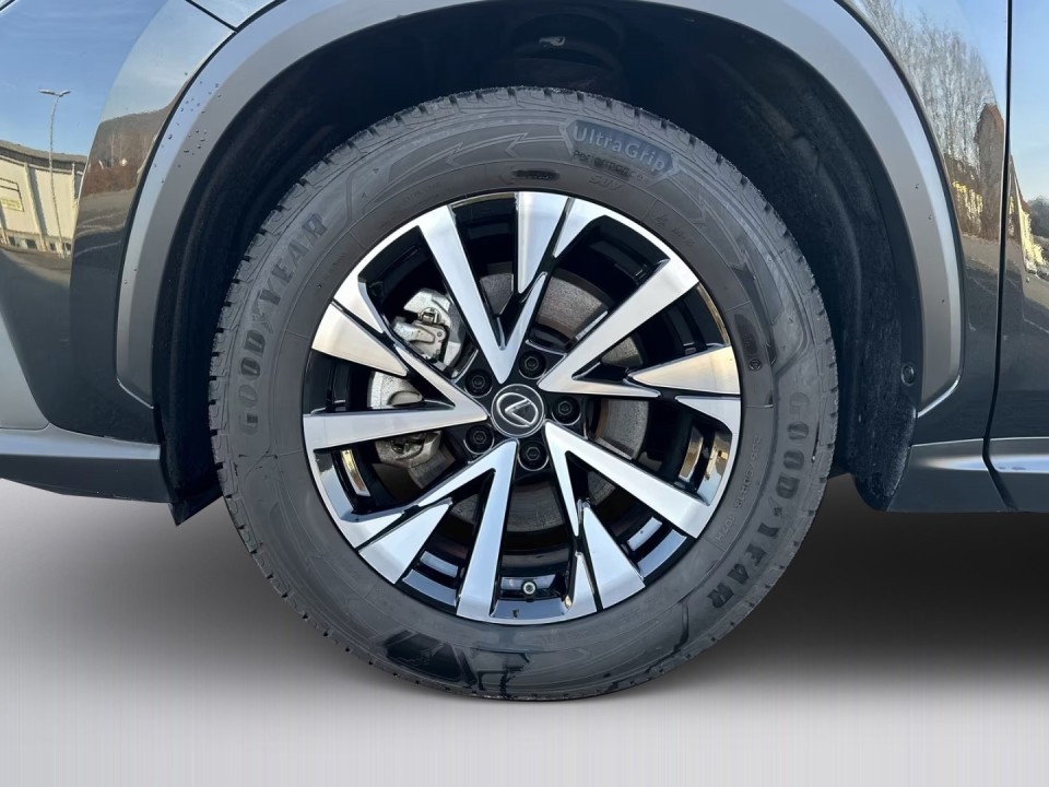 Lexus Seria NX 350h AWD Executive - foto 16