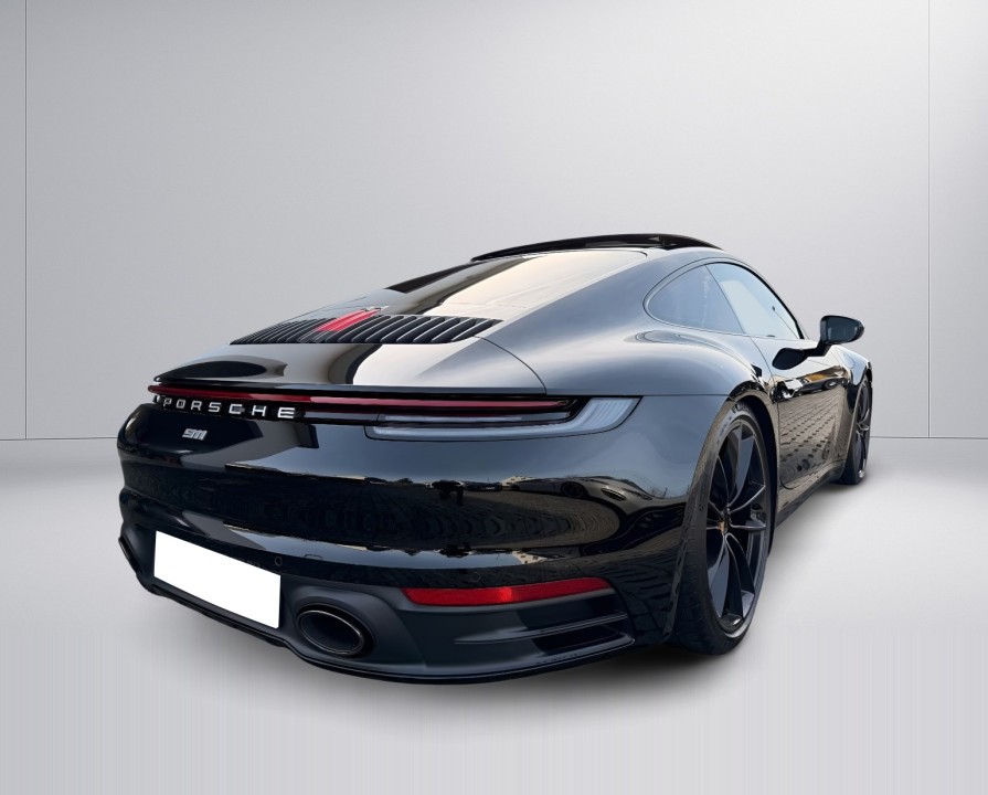 Porsche 911 Carrera (4)