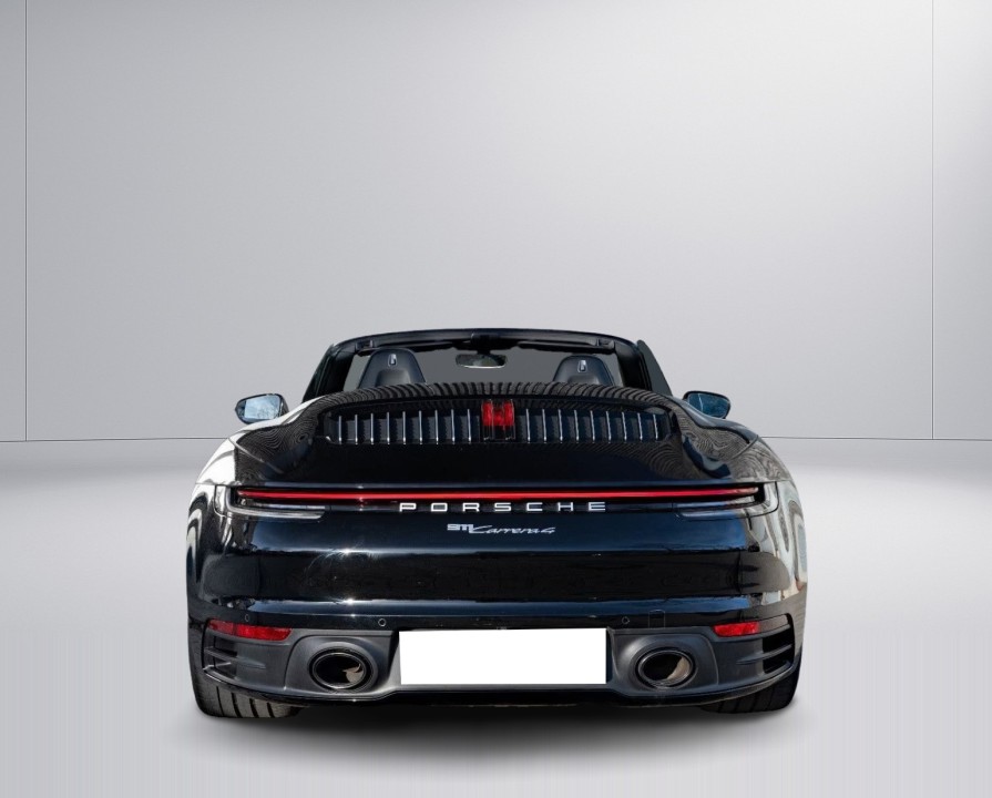 Porsche 911 Carrera 4 - foto 8
