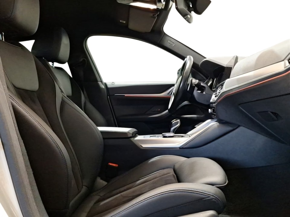 BMW Seria 4 M440i xDrive Gran Coupe - foto 8