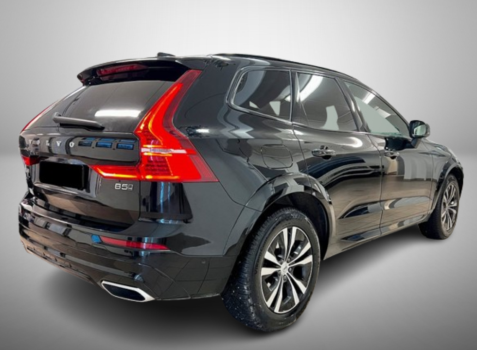 Volvo XC 60 B5 AWD MHEV R-Design (4)