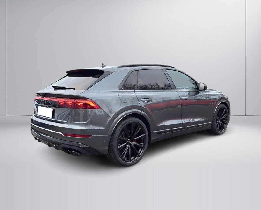 Audi SQ8 TFSI quattro tiptronic (2)