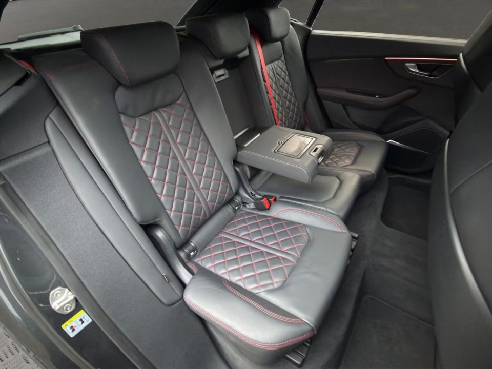 Audi SQ8 TFSI quattro tiptronic - foto 13