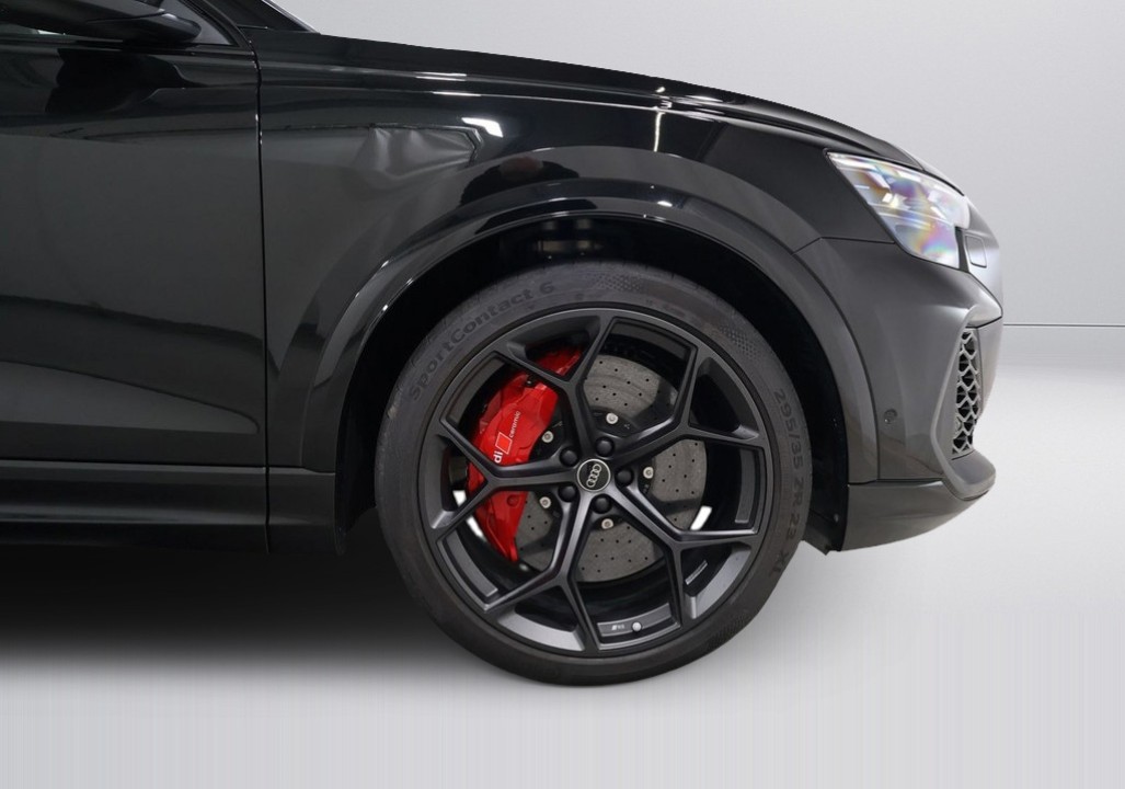 Audi RS Q8 Performance - foto 22
