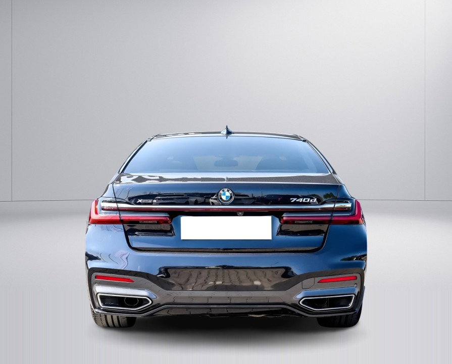 BMW Seria 7 740d xDrive M Sport (4)