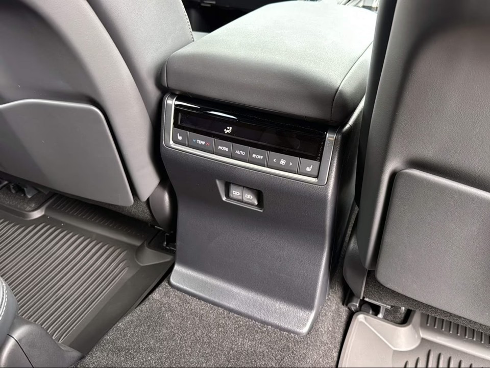 Lexus Seria GX 550 Luxury - foto 24