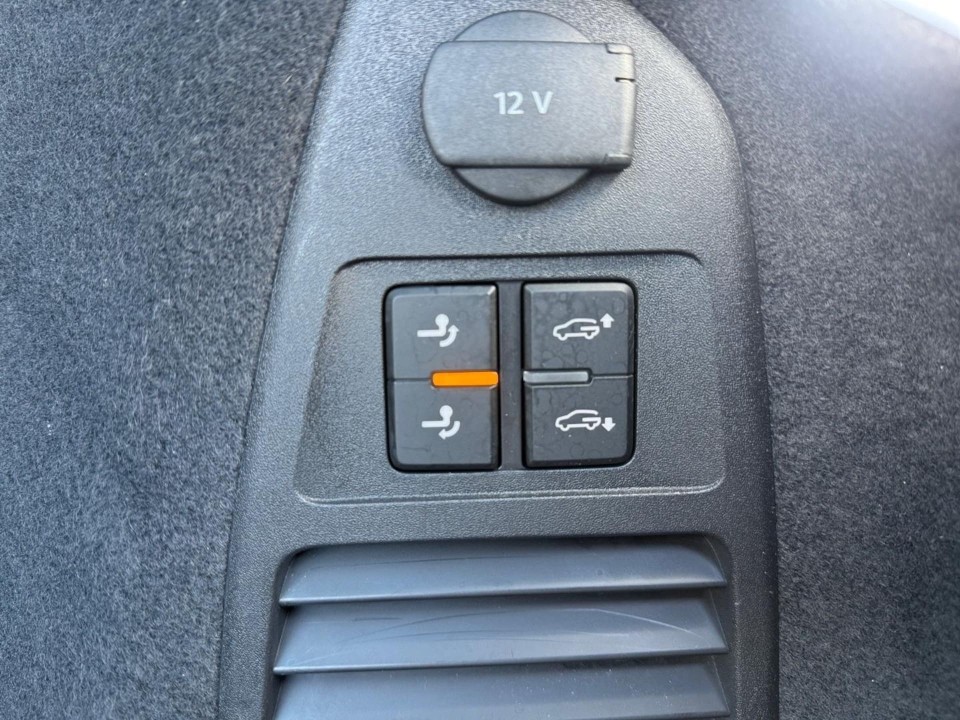 Volkswagen Touareg R-Line - foto 14