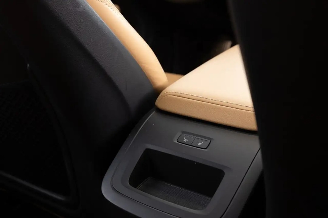 Volvo XC 60 T6 - foto 24