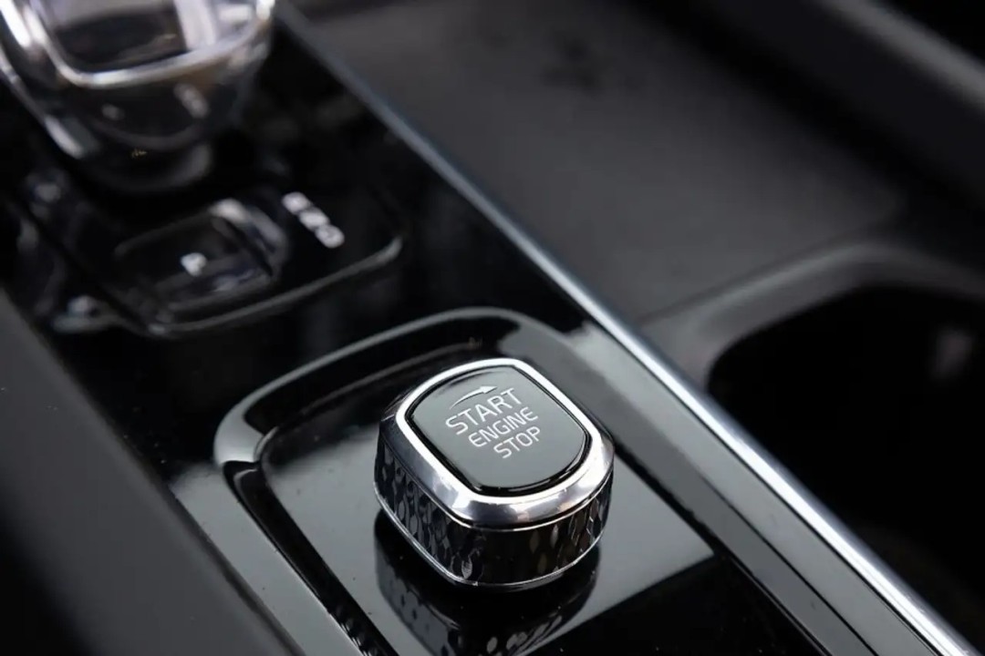 Volvo XC 60 T6 - foto 14