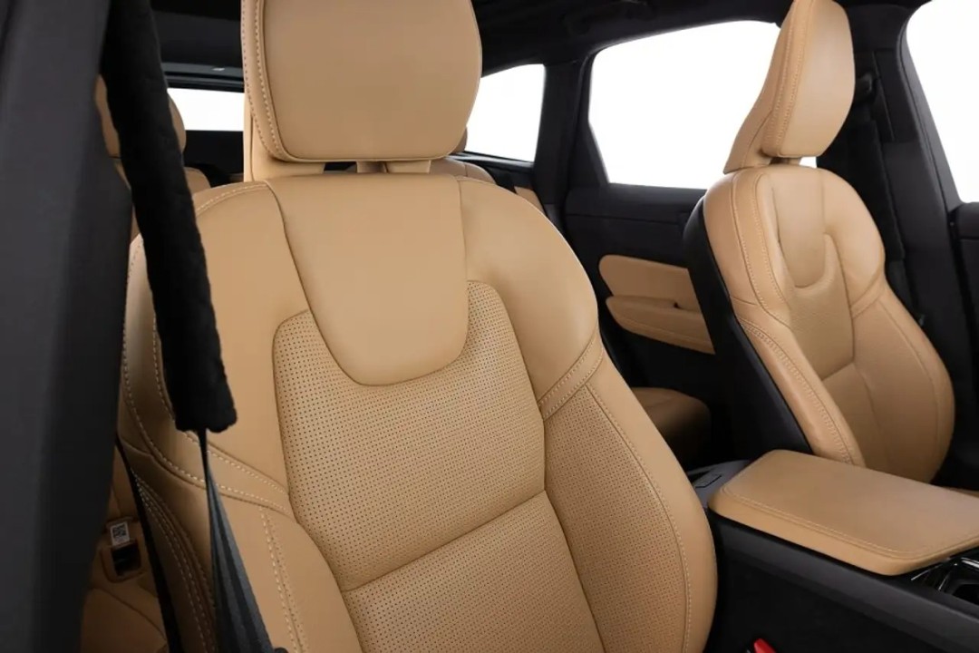 Volvo XC 60 T6 - foto 26