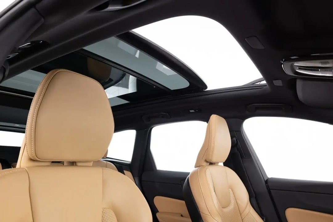 Volvo XC 60 T6 - foto 27