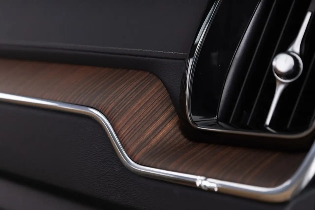 Volvo XC 60 T6 - foto 34