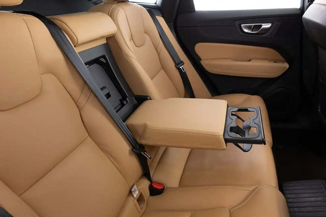 Volvo XC 60 T6 - foto 28