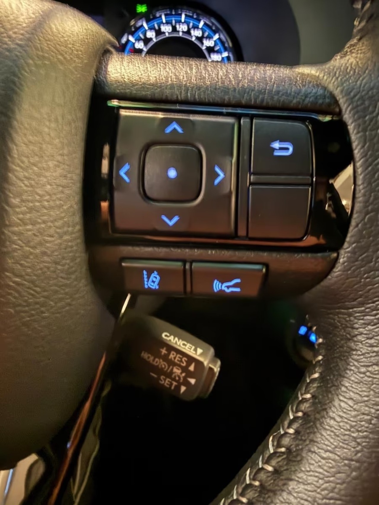 Toyota Hilux Invincible - foto 15