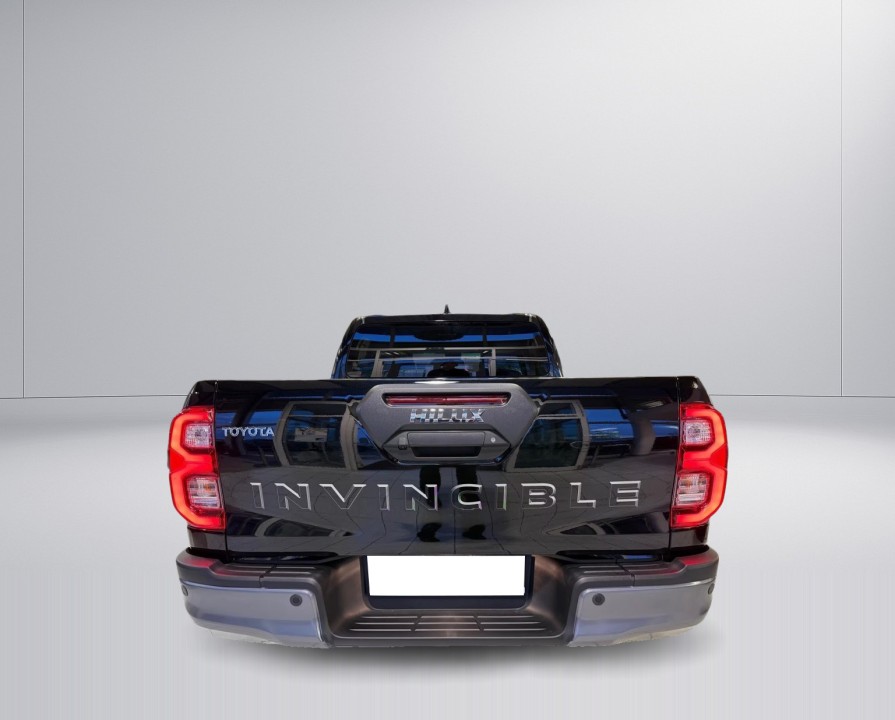 Toyota Hilux Invincible - foto 7