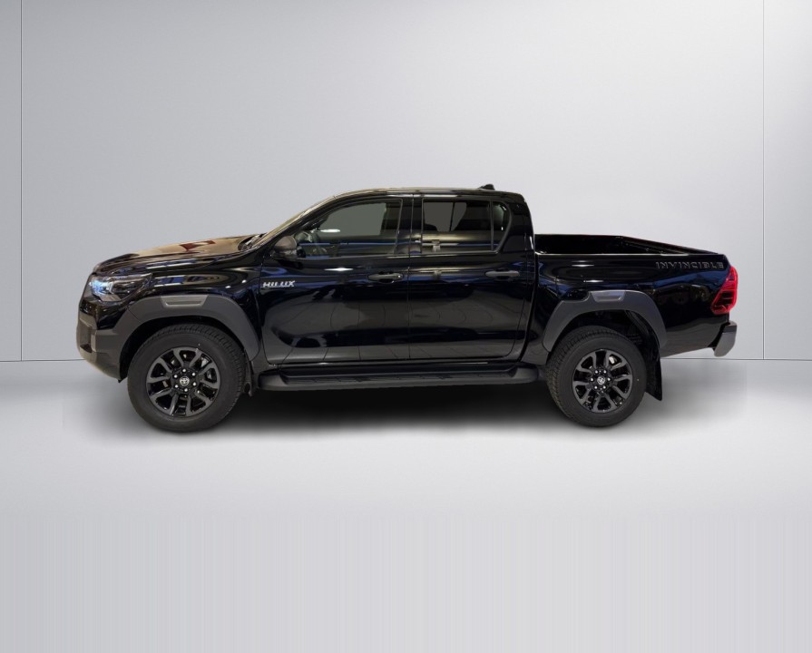 Toyota Hilux Invincible - foto 9