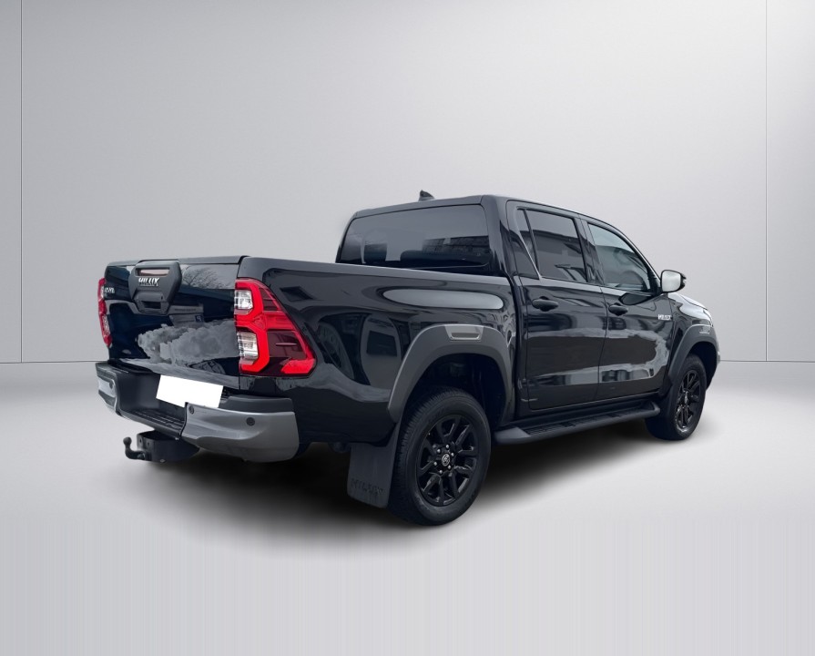 Toyota Hilux Invincible (2)