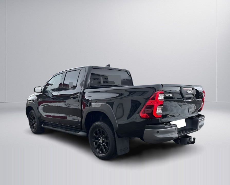 Toyota Hilux Invincible (4)