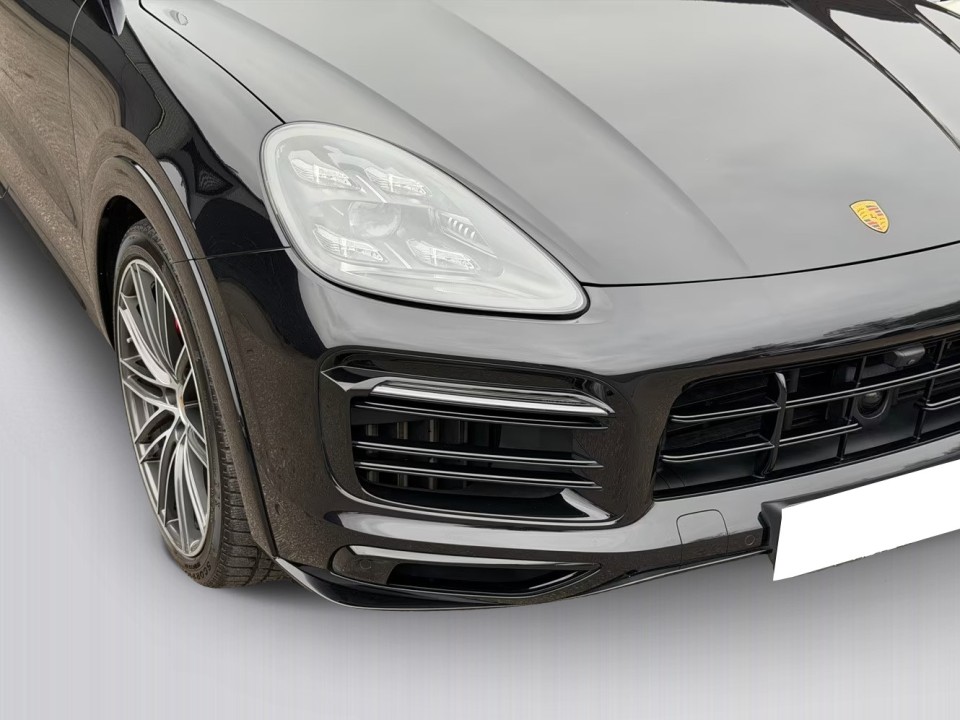 Porsche Cayenne Coupe GTS - foto 43