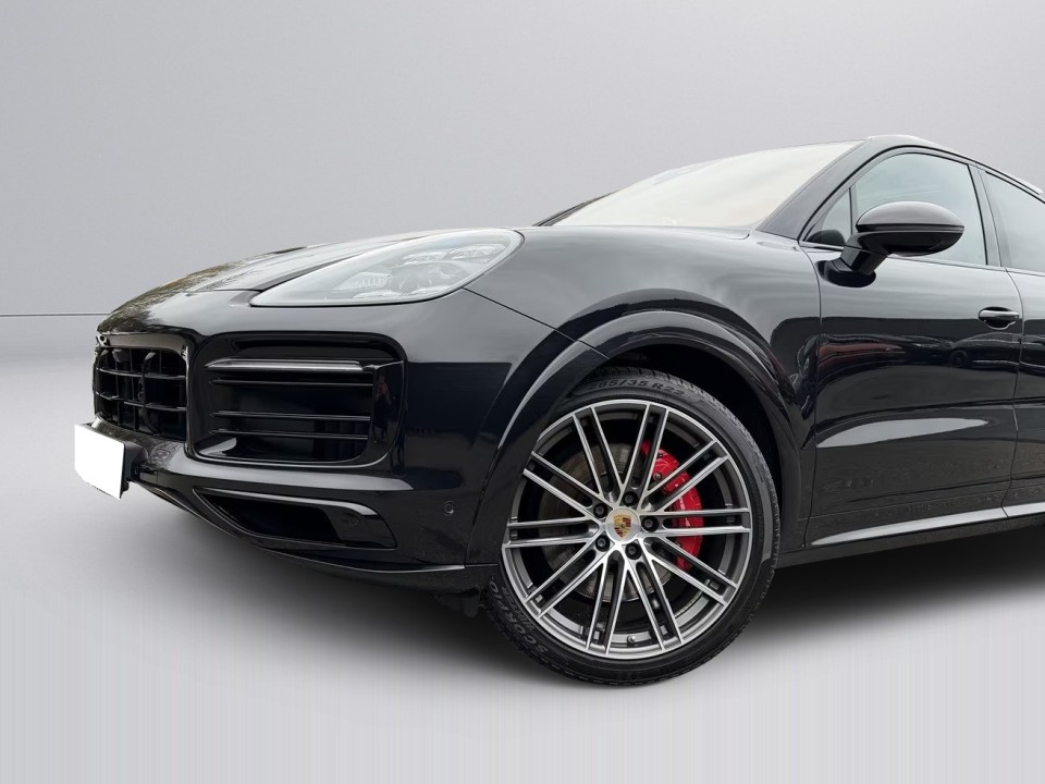 Porsche Cayenne Coupe GTS - foto 48