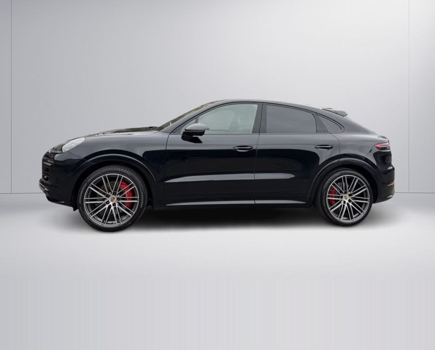 Porsche Cayenne Coupe GTS - foto 9