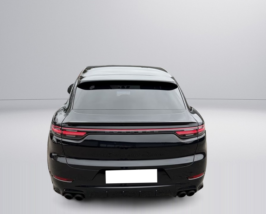 Porsche Cayenne Coupe GTS - foto 17