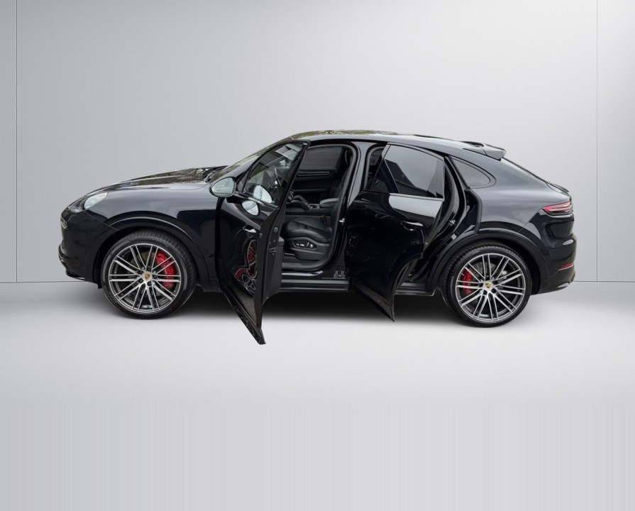 Porsche Cayenne Coupe GTS - foto 10