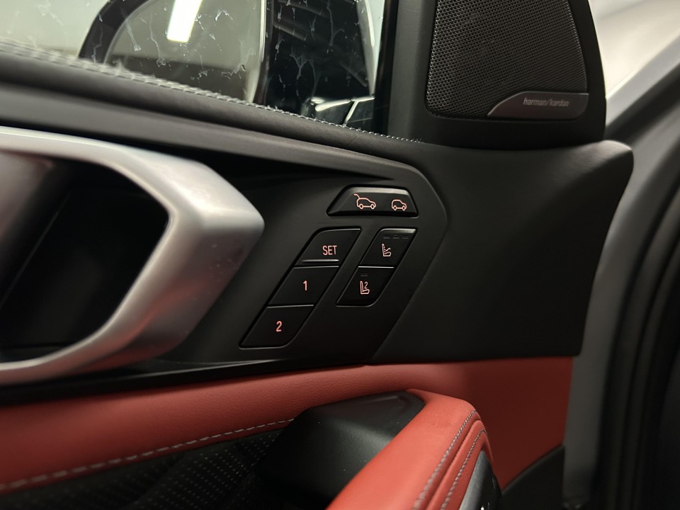 BMW X6 M Competition - foto 31