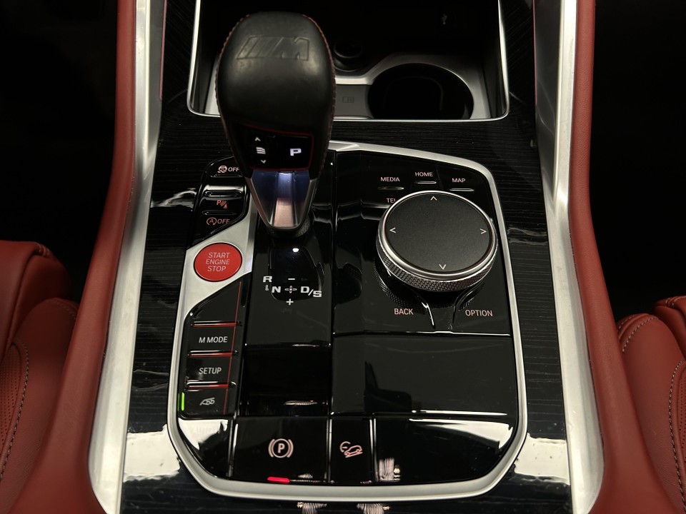 BMW X6 M Competition - foto 14