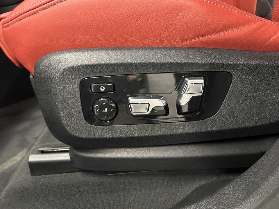 BMW X6 M Competition - foto 35