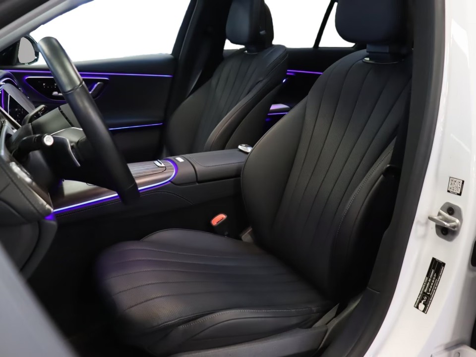 Mercedes-Benz E 200 Avantgarde - foto 10