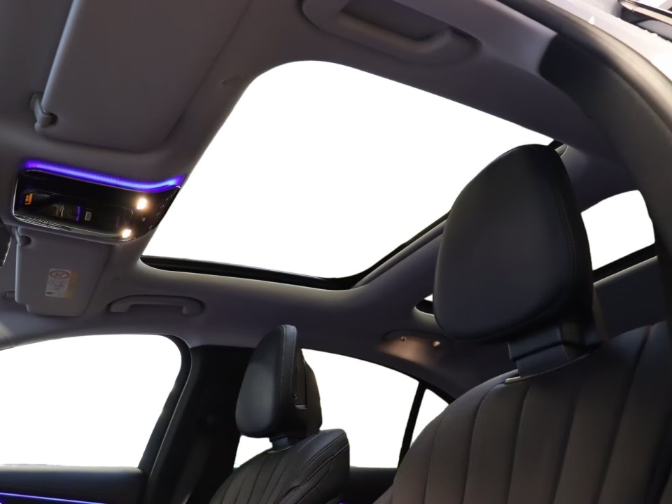 Mercedes-Benz E 200 Avantgarde - foto 20