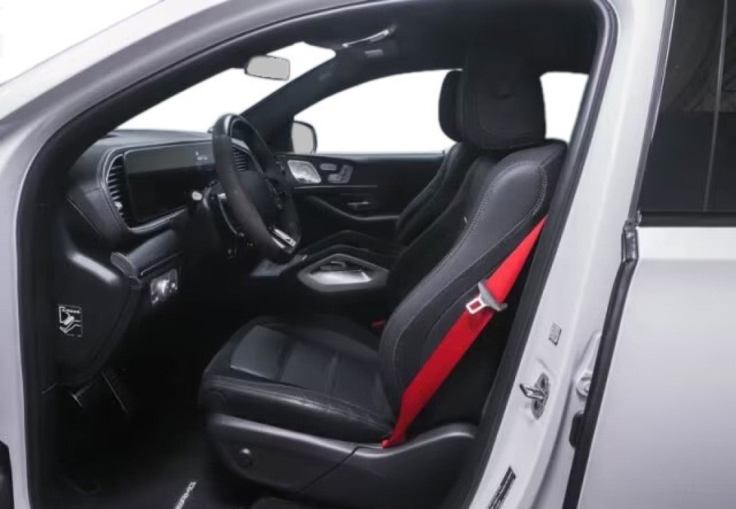 Mercedes-Benz GLE Coupé AMG 53 4MATIC+ (3)