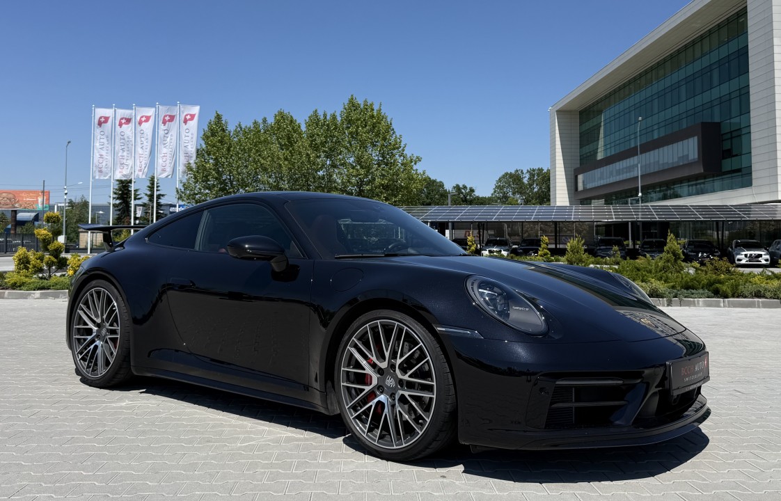 Porsche 911 Carrera 4S