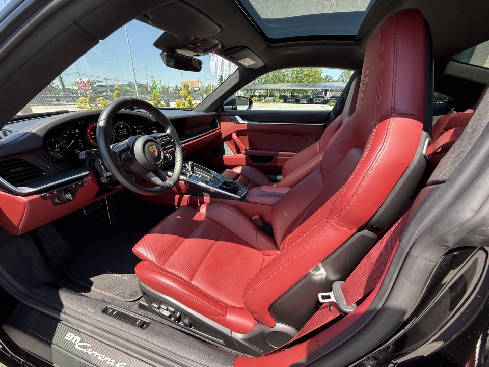 Porsche 911 Carrera 4S - foto 11