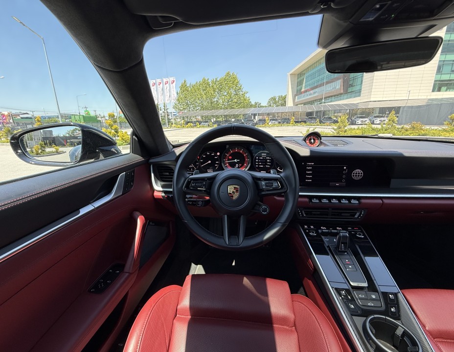 Porsche 911 Carrera 4S - foto 17