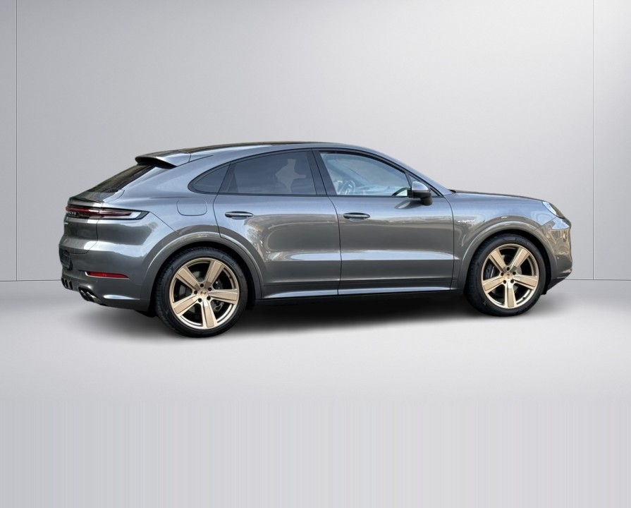 Porsche Cayenne Coupe E-Hybrid (5)