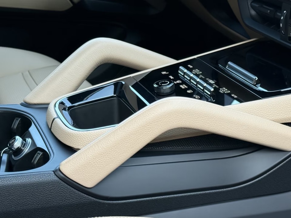 Porsche Cayenne Coupe E-Hybrid - foto 18