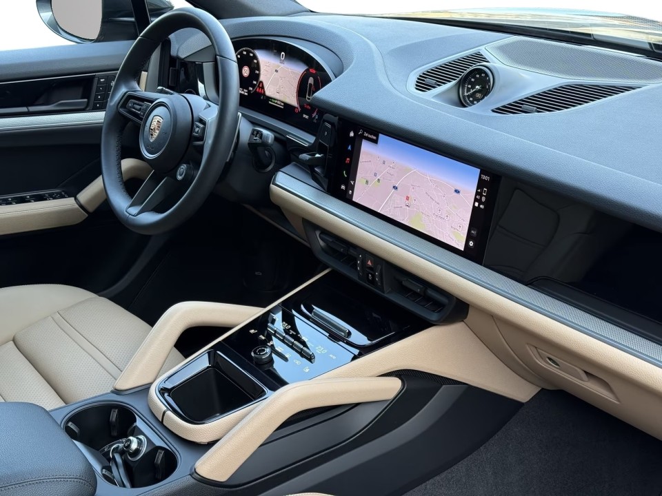 Porsche Cayenne Coupe E-Hybrid - foto 15