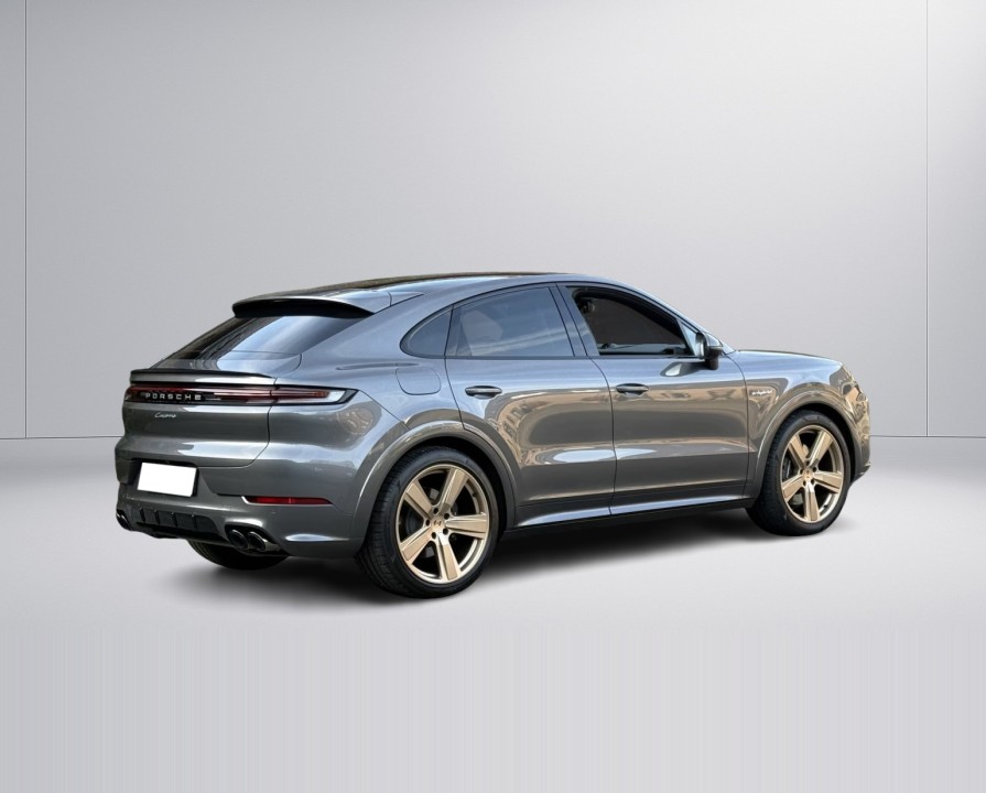Porsche Cayenne Coupe E-Hybrid - foto 6