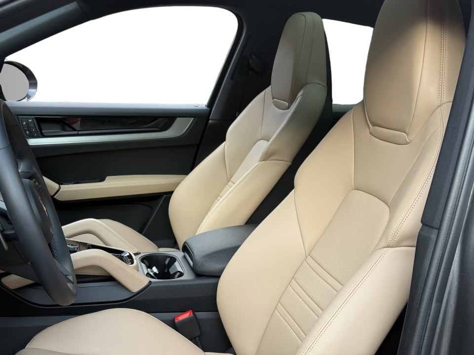 Porsche Cayenne Coupe E-Hybrid - foto 17