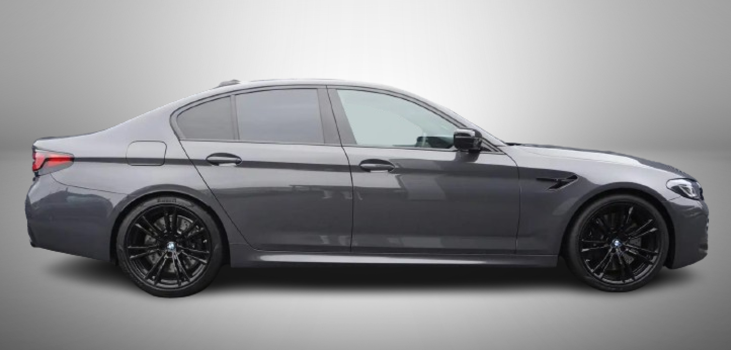 BMW M5 Competition (2)