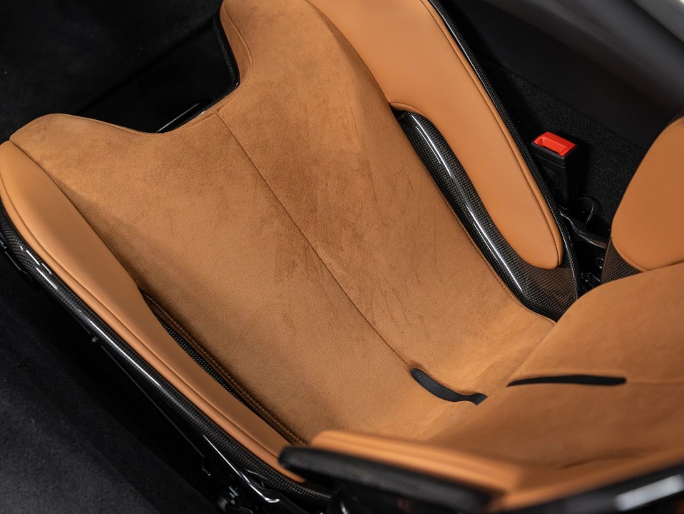 Ferrari 296 GTB - foto 25