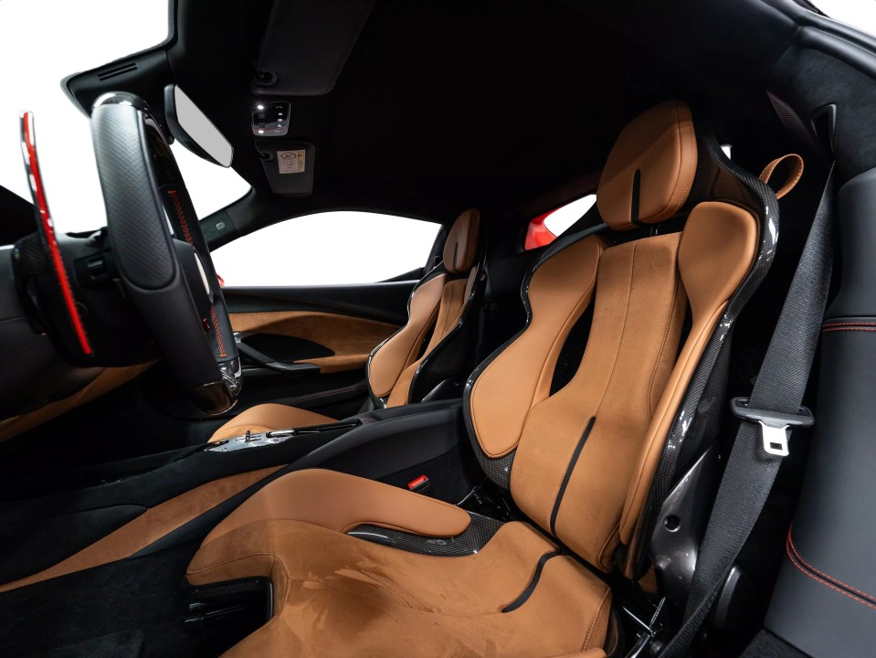 Ferrari 296 GTB - foto 12