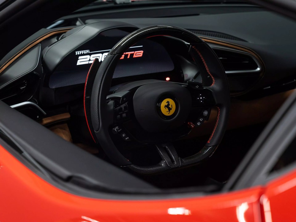 Ferrari 296 GTB - foto 9