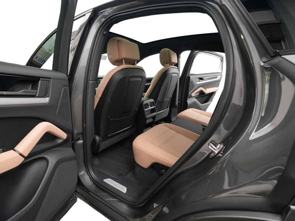 Porsche Cayenne Coupe E-Hybrid - foto 11